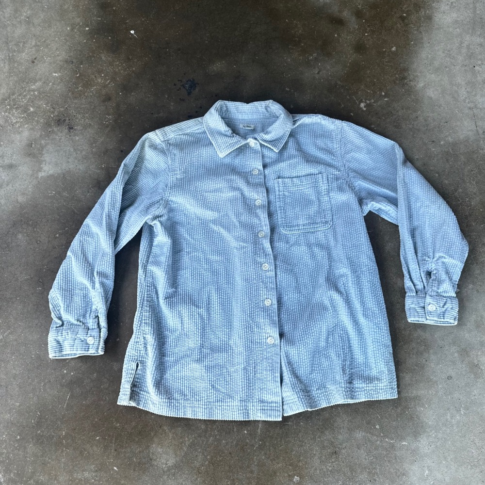 L.L. Bean Corduroy Shirt Women M Blue Excellent Long Sleeve Button Down Pocket